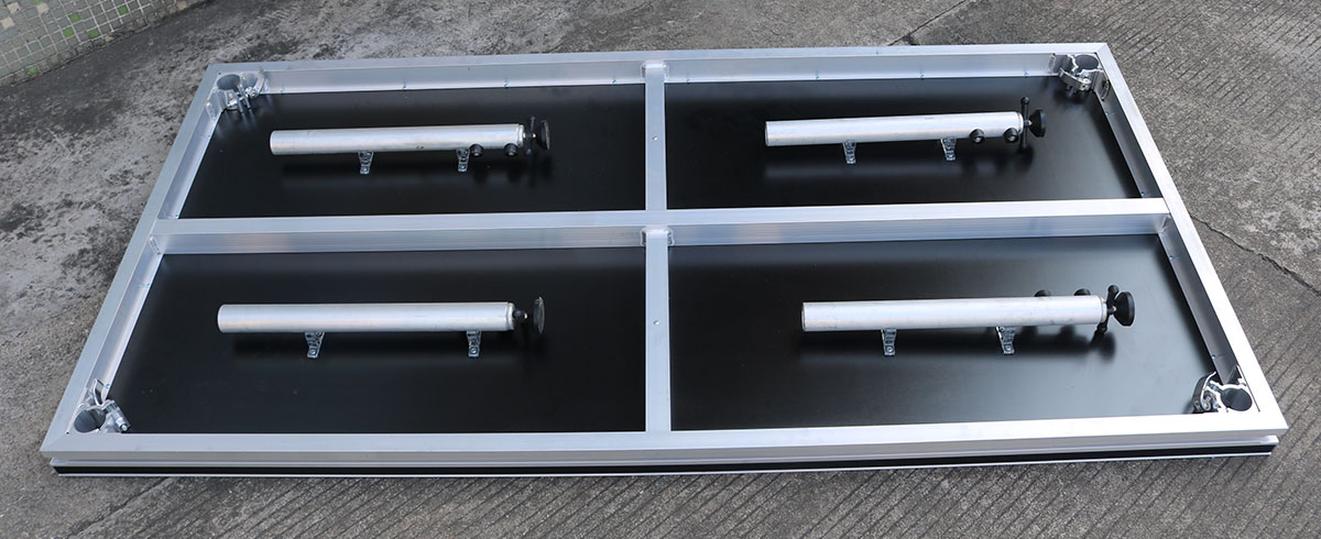 Shinestage — Built-in Leg Storage Design